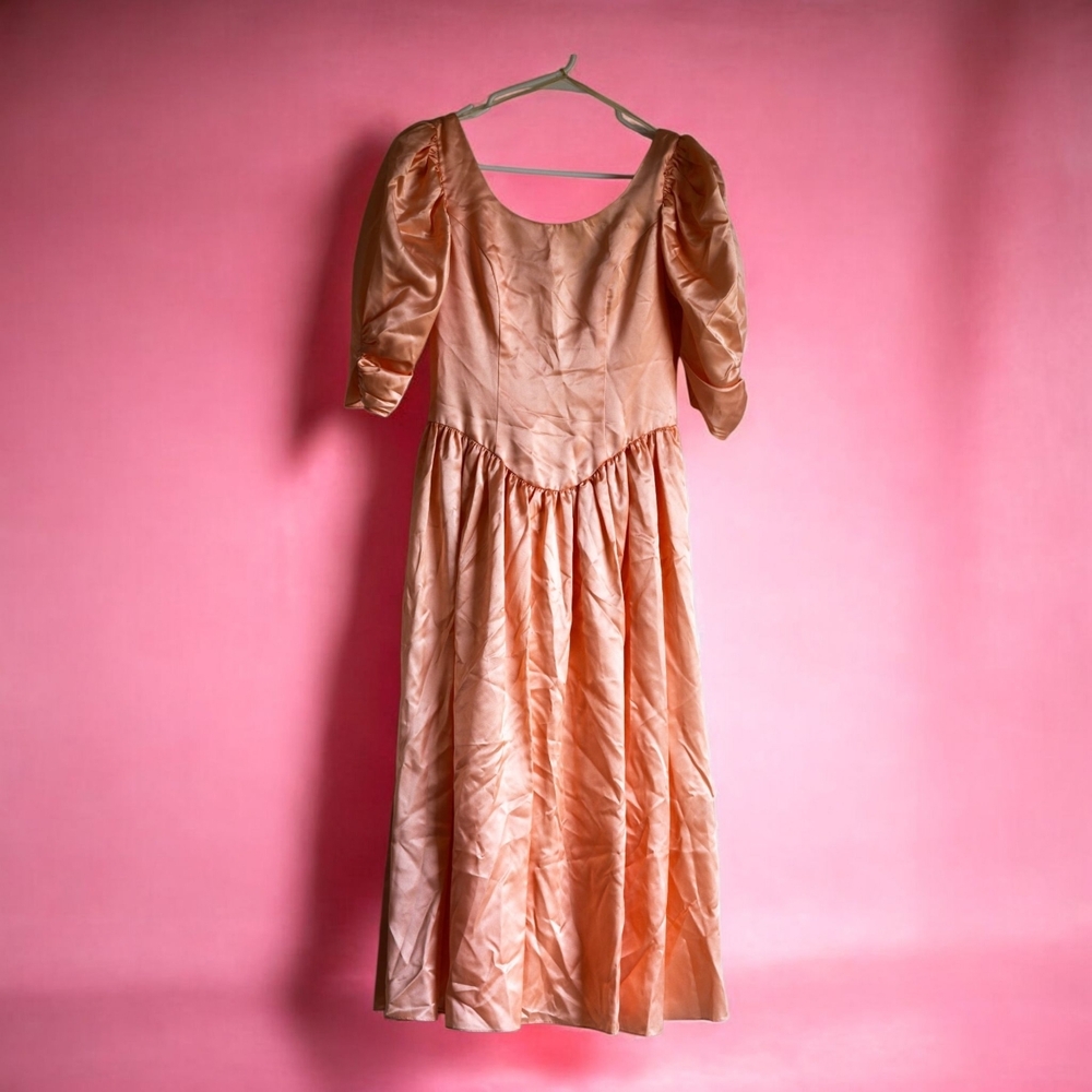 Chic Backless Peach Dress